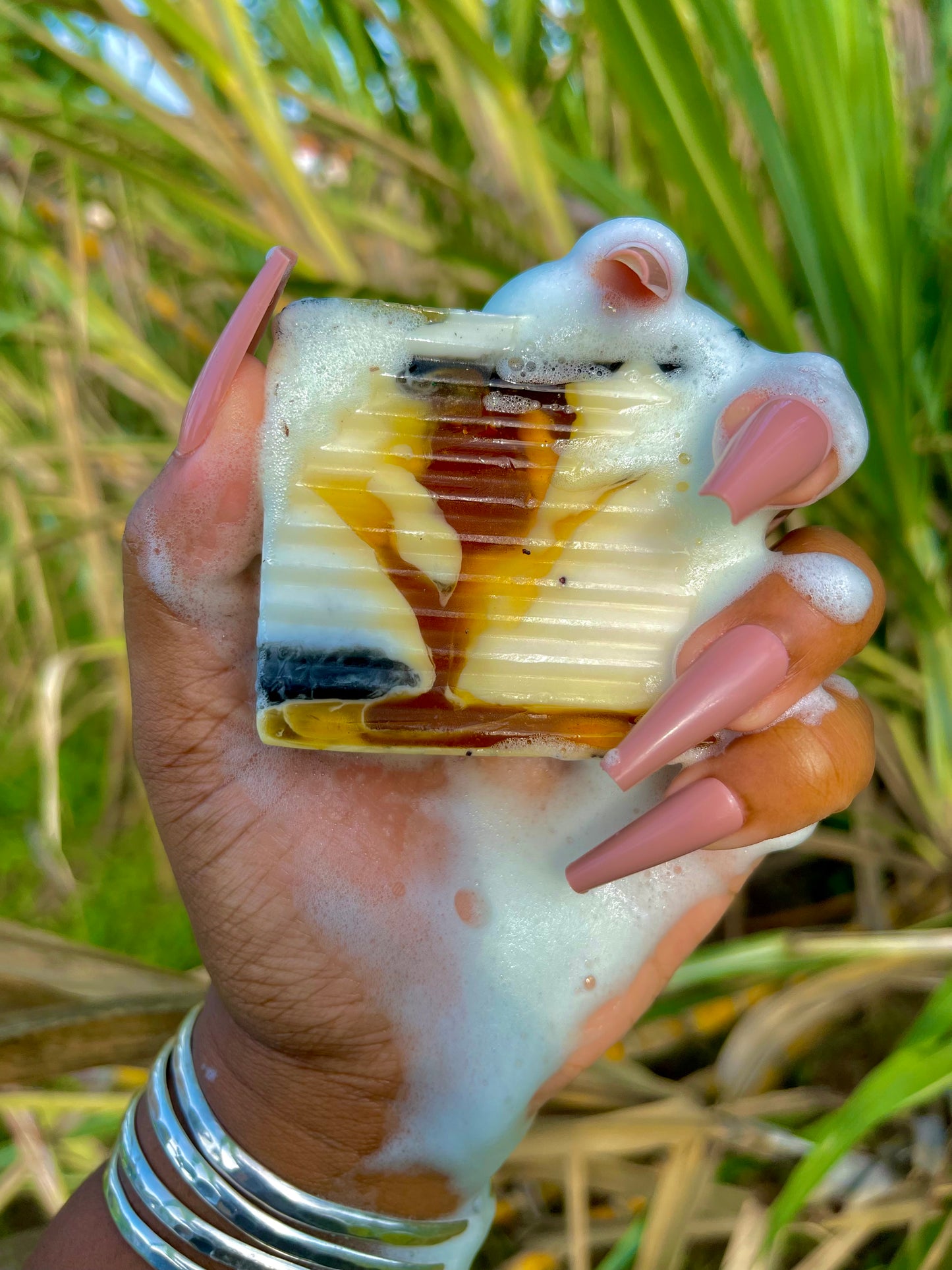 Island Glow Beauty Bar