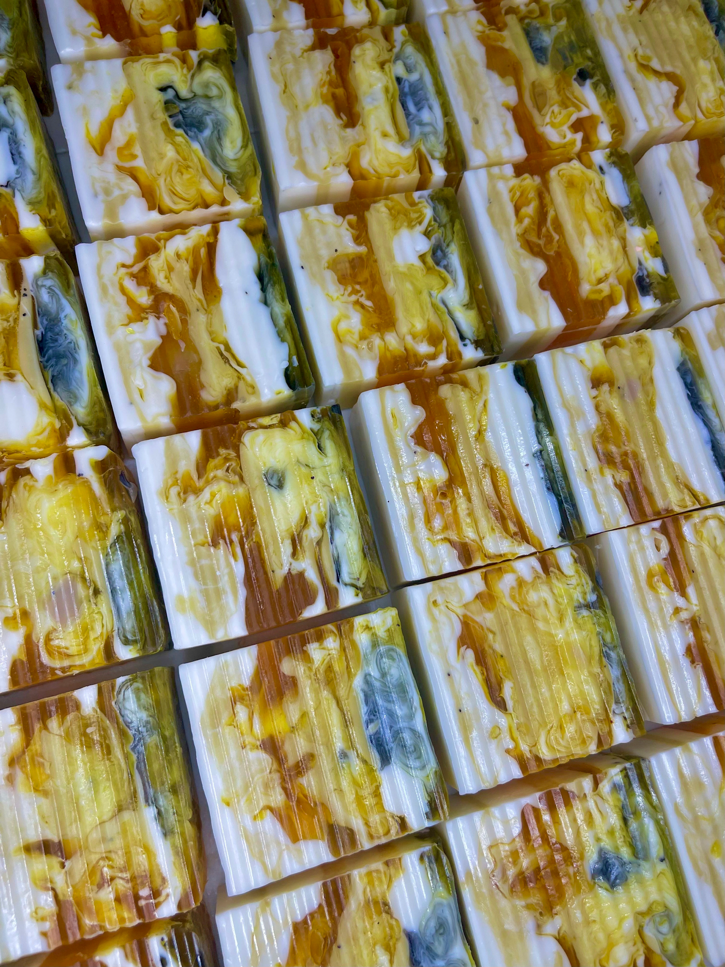 Island Glow Beauty Bar